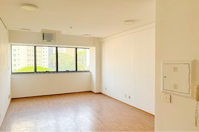 Sala Comercial à Venda, 29 m² em Bela Vista - São Paulo