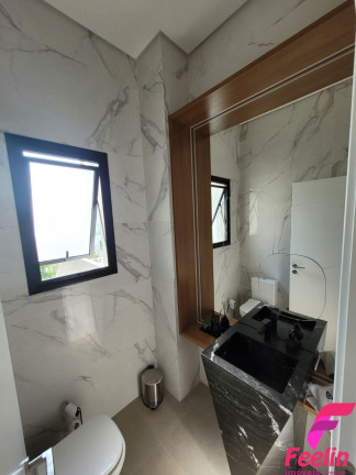 Imagem Casa com 3 Quartos à Venda, 405 m² em João Paulo - Florianópolis Imagem Casa com 3 Quartos à Venda, 405 m² em João Paulo - Florianópolis