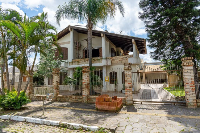 Imagem Casa com 4 Quartos à Venda, 387 m² em Igara - Canoas