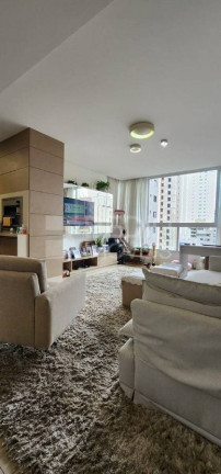 Imagem Apartamento com 3 Quartos à Venda, 138 m² em Centro - Balneário Camboriú Imagem Apartamento com 3 Quartos à Venda, 138 m² em Centro - Balneário Camboriú