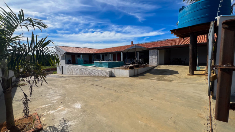 Imagem Imóvel com 7 Quartos à Venda, 1.000 m² em Cercado - Araçoiaba Da Serra Imagem Imóvel com 7 Quartos à Venda, 1.000 m² em Cercado - Araçoiaba Da Serra