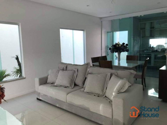 Imagem Casa com 3 Quartos à Venda, 207 m² em Conceição - Feira De Santana Imagem Casa com 3 Quartos à Venda, 207 m² em Conceição - Feira De Santana