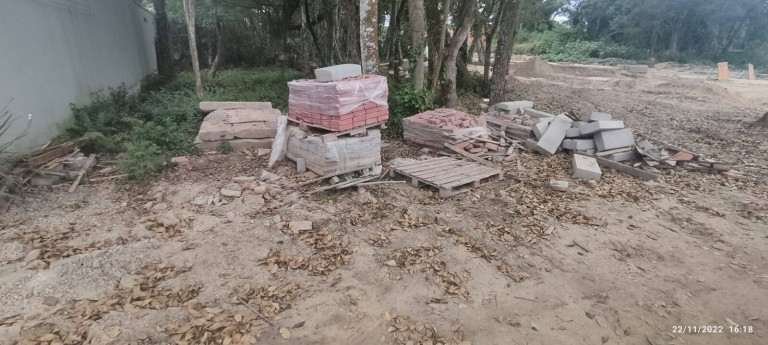 Imagem Terreno à Venda, 300 m² em Mariscal - Bombinhas Imagem Terreno à Venda, 300 m² em Mariscal - Bombinhas