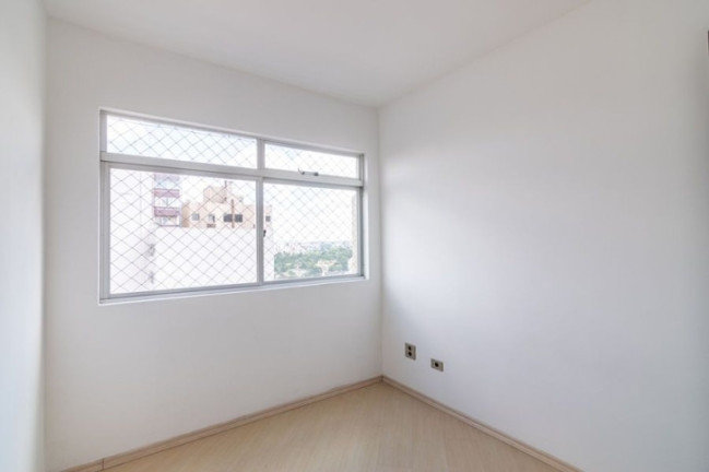 Imagem Apartamento com 3 Quartos à Venda, 70 m² em Bacacheri - Curitiba