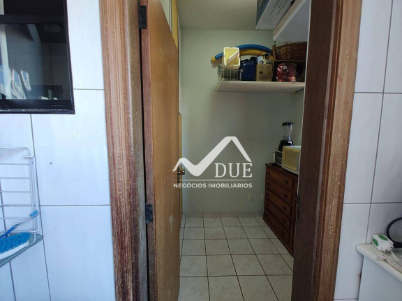 Imagem Apartamento com 3 Quartos à Venda, 150 m² em Embaré - Santos