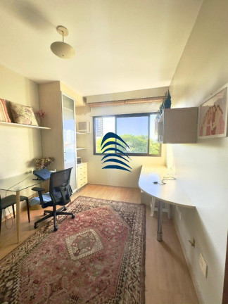 Imagem Imóvel com 3 Quartos à Venda, 180 m² em Acupe De Brotas - Salvador