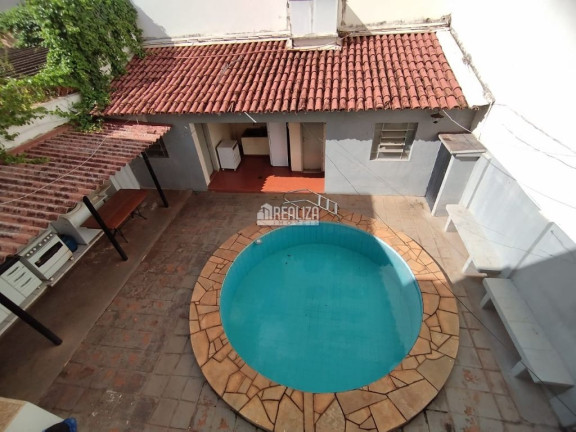Imagem Casa com 4 Quartos à Venda, 325 m² em Estados Unidos - Uberaba Imagem Casa com 4 Quartos à Venda, 325 m² em Estados Unidos - Uberaba