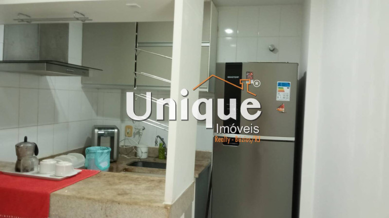 Imagem Apartamento com 2 Quartos à Venda, 60 m² em Algodoal - Cabo Frio