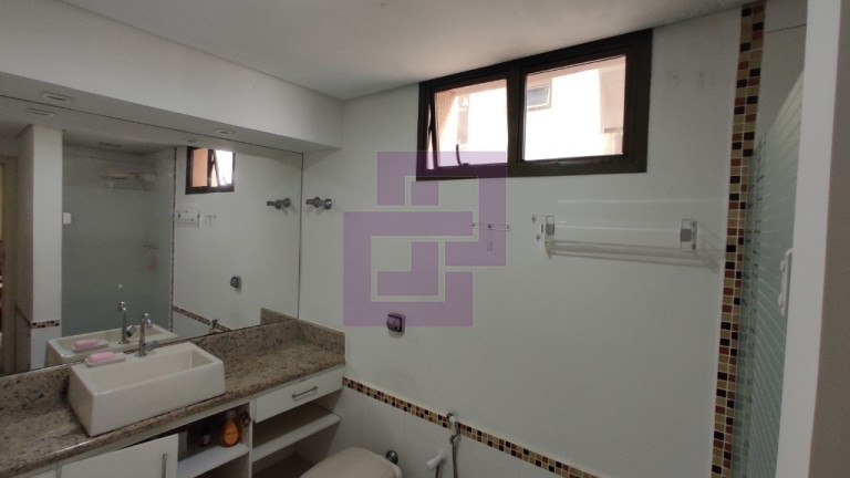 Imagem Apartamento com 3 Quartos para Alugar, 196 m² em Pitangueiras - Guarujá Imagem Apartamento com 3 Quartos para Alugar, 196 m² em Pitangueiras - Guarujá