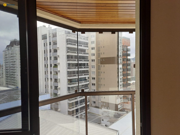 Imagem Apartamento com 2 Quartos à Venda, 88 m² em Centro - Florianópolis Imagem Apartamento com 2 Quartos à Venda, 88 m² em Centro - Florianópolis