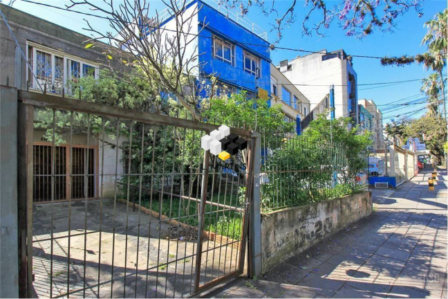 Imagem Casa com 3 Quartos à Venda, 179 m² em Petrópolis - Porto Alegre