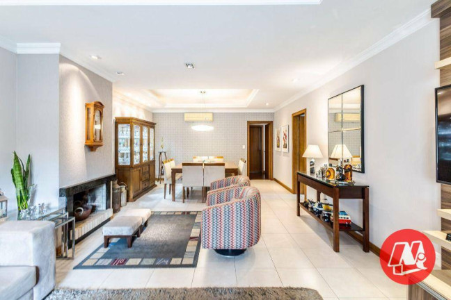 Imagem Apartamento com 3 Quartos à Venda, 201 m² em Vila Ipiranga - Porto Alegre