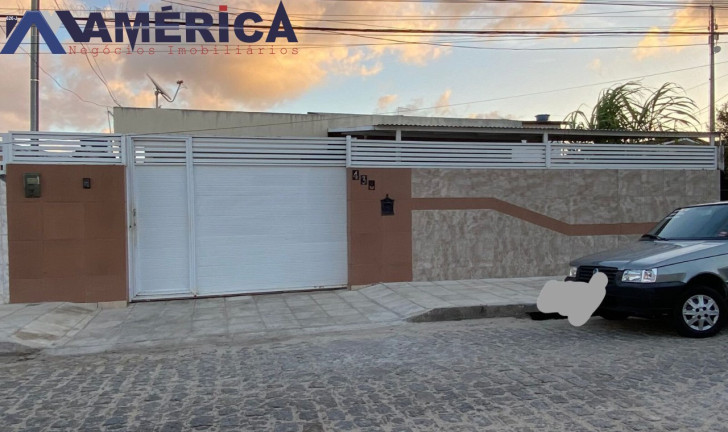 Casa com 3 Quartos à Venda, 300 m² em Ernesto Geisel - João Pessoa