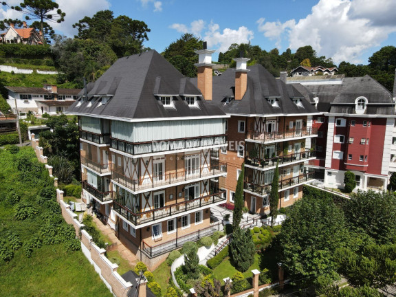 Imagem Imóvel com 4 Quartos à Venda, 492 m² em Região De Capivari - Campos Do Jordão Imagem Imóvel com 4 Quartos à Venda, 492 m² em Região De Capivari - Campos Do Jordão