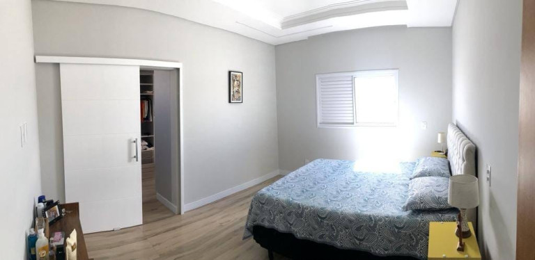Imagem Casa com 3 Quartos à Venda, 270 m² em Nossa Senhora Do Perpétuo Socorro - Pindamonhangaba
