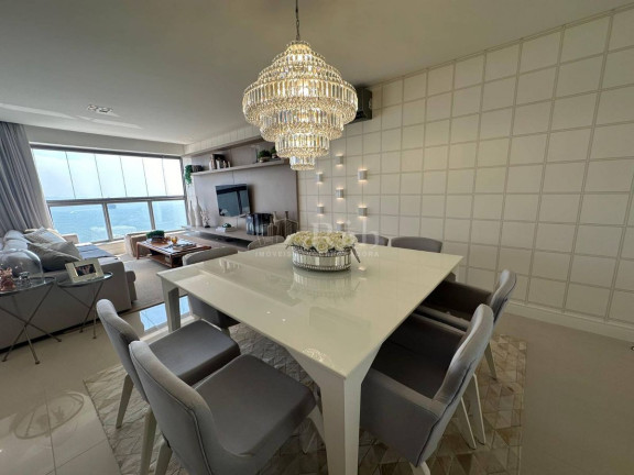 Imagem Apartamento com 4 Quartos à Venda, 183 m² em Centro - Balneário Camboriú Imagem Apartamento com 4 Quartos à Venda, 183 m² em Centro - Balneário Camboriú