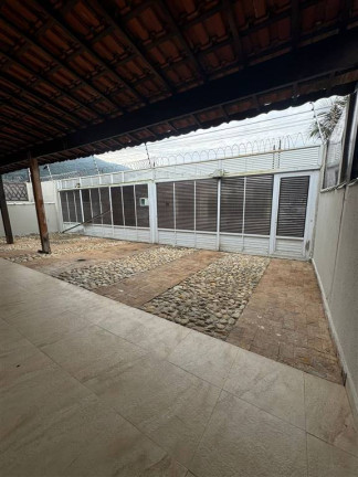 Imagem Casa com 3 Quartos à Venda, 150 m² em Solemar - Praia Grande