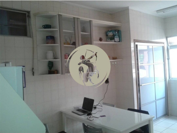 Imagem Casa com 3 Quartos à Venda, 264 m² em Embare - Santos
