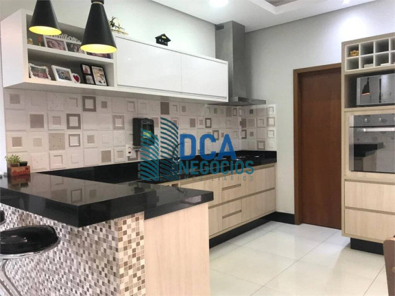 Imagem Casa com 3 Quartos à Venda, 231 m² em Jardim De Alah - Taubaté Imagem Casa com 3 Quartos à Venda, 231 m² em Jardim De Alah - Taubaté