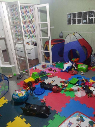 Imagem Sobrado com 4 Quartos à Venda ou Locação, 240 m² em Vila Rosália - Guarulhos Imagem Sobrado com 4 Quartos à Venda ou Locação, 240 m² em Vila Rosália - Guarulhos