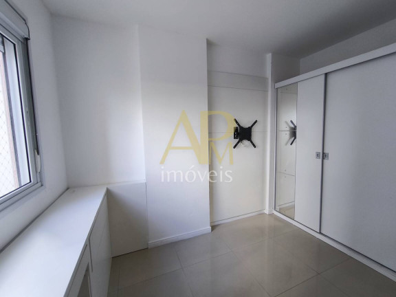 Imagem Apartamento com 2 Quartos à Venda, 74 m² em Barreiros - São José