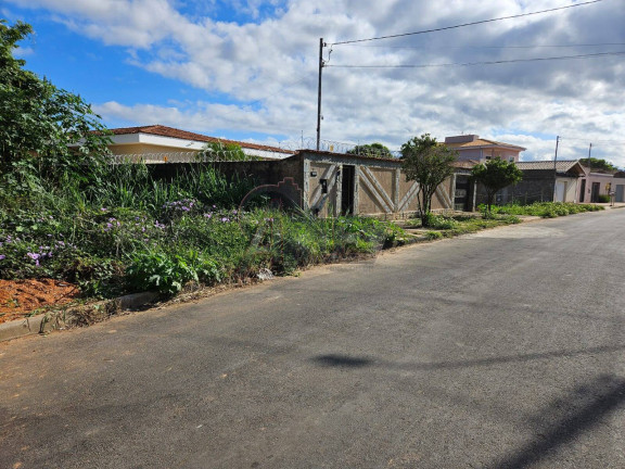 Imagem Terreno à Venda, em Interlagos - Montes Claros Imagem Terreno à Venda, em Interlagos - Montes Claros