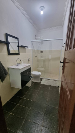 Imagem Casa com 2 Quartos para Alugar,  em Centro - Guarapari