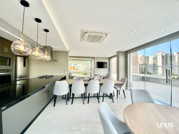 Imagem Apartamento com 3 Quartos à Venda, 265 m² em Agronômica - Florianópolis