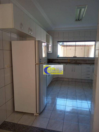 Imagem Sobrado com 3 Quartos à Venda, 400 m² em Vila Santa Terezinha - São Bernardo Do Campo