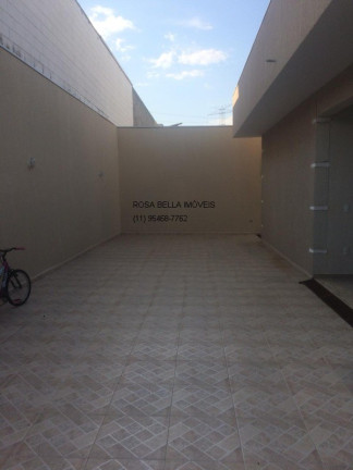 Imagem Casa com 3 Quartos à Venda, 300 m² em Medeiros - Jundiaí Imagem Casa com 3 Quartos à Venda, 300 m² em Medeiros - Jundiaí