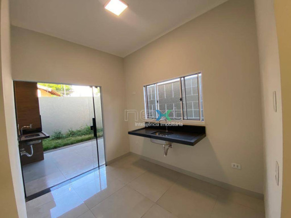 Imagem Casa com 3 Quartos à Venda, 102 m² em Vila Carlota - Campo Grande