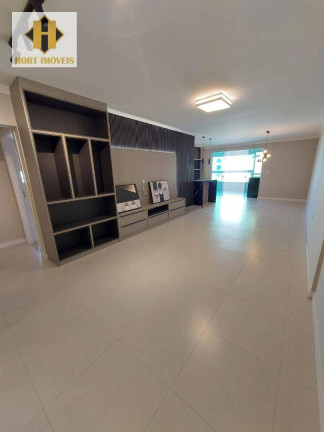 Apartamento com 4 Quartos à Venda ou Locação, 175 m² em Meia Praia - Itapema