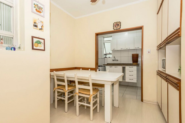 Imagem Apartamento com 2 Quartos à Venda, 77 m² em Santana - Porto Alegre
