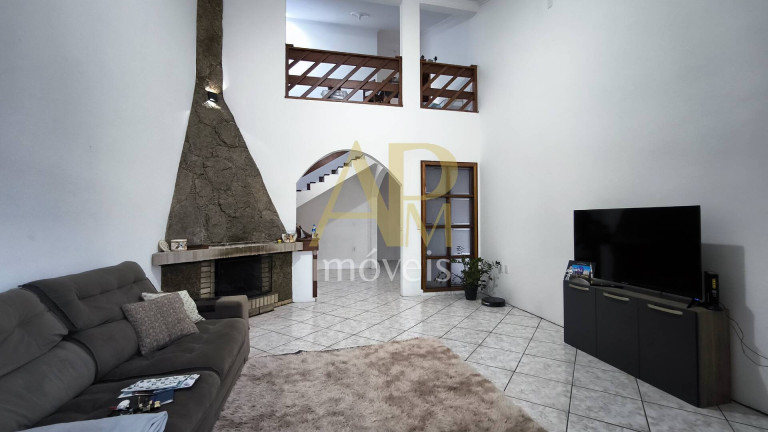 Imagem Casa com 3 Quartos à Venda, 300 m² em Praia João Rosa - Biguaçu