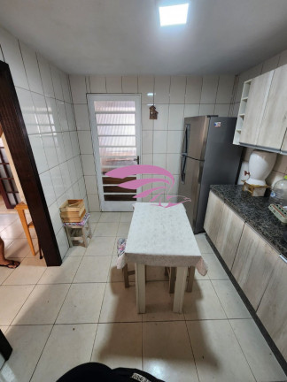 Imagem Casa com 3 Quartos à Venda, 95 m² em Alto Boqueirão - Curitiba Imagem Casa com 3 Quartos à Venda, 95 m² em Alto Boqueirão - Curitiba