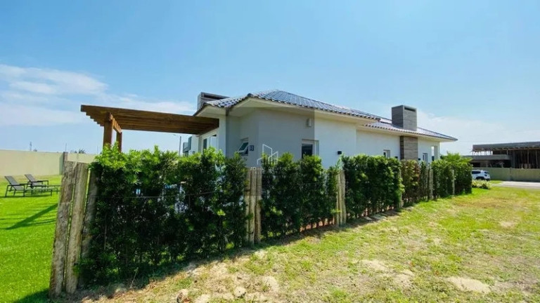 Imagem Apartamento com 3 Quartos à Venda,  em Noiva Do Mar - Xangri-lá