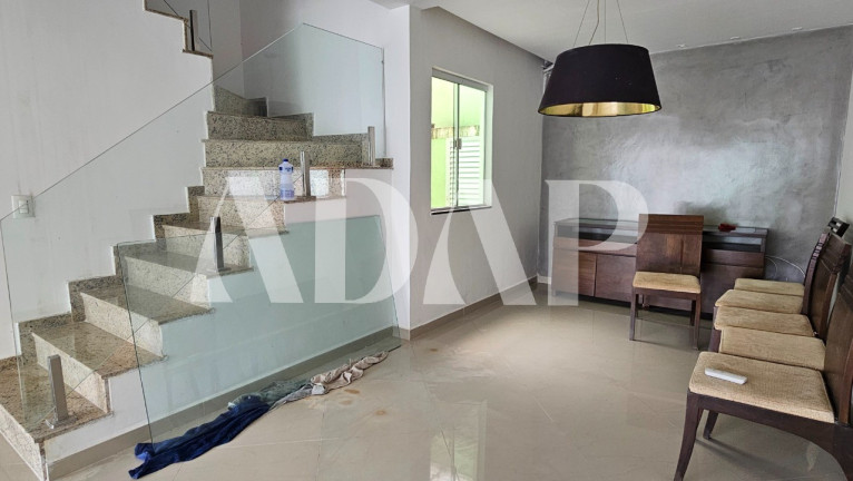 Imagem Casa com 3 Quartos à Venda, 220 m² em Vargem Pequena - Rio De Janeiro Imagem Casa com 3 Quartos à Venda, 220 m² em Vargem Pequena - Rio De Janeiro