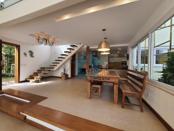 Imagem Casa com 5 Quartos à Venda, 600 m² em Porto Bracuhy - Angra Dos Reis