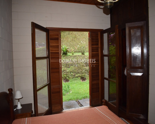 Imagem Casa com 4 Quartos à Venda, 185 m² em Região Do Vale Encantado - Campos Do Jordão