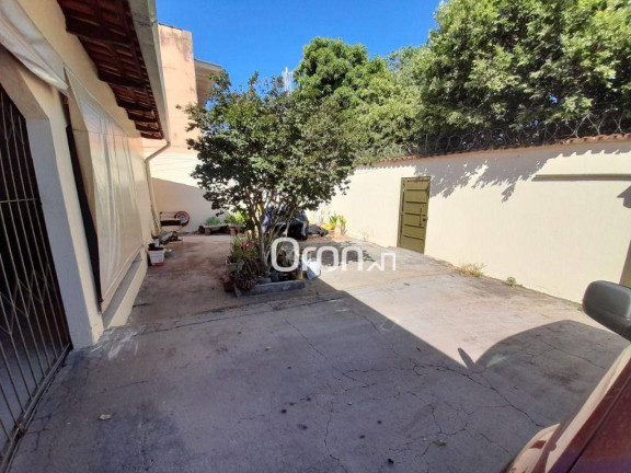 Imagem Casa com 4 Quartos à Venda, 186 m² em Setor Leste Universitário - Goiânia
