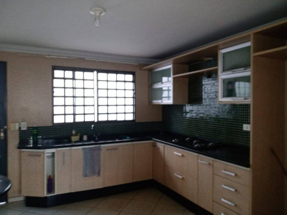 Imagem Casa com 3 Quartos à Venda, em Centauro - Arapongas Imagem Casa com 3 Quartos à Venda, em Centauro - Arapongas