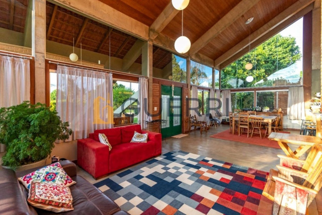 Casa com 5 Quartos à Venda, 2.072 m² em Park Way - Brasília
