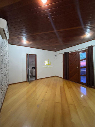 Imagem Casa com 3 Quartos à Venda, 200 m² em Barcelona - Serra Imagem Casa com 3 Quartos à Venda, 200 m² em Barcelona - Serra