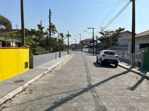 Imagem Casa com 3 Quartos à Venda, 135 m² em Centro - Balneário Barra Do Sul Imagem Casa com 3 Quartos à Venda, 135 m² em Centro - Balneário Barra Do Sul