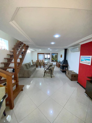 Imagem Casa com 2 Quartos à Venda, 170 m² em Sarandi - Porto Alegre