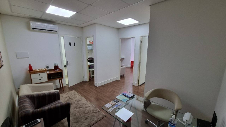 Sala Comercial à Venda, 49 m² em Alphaville - Barueri