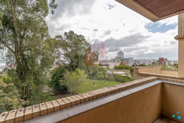 Imagem Casa com 4 Quartos à Venda, 373 m² em Menino Deus - Porto Alegre Imagem Casa com 4 Quartos à Venda, 373 m² em Menino Deus - Porto Alegre
