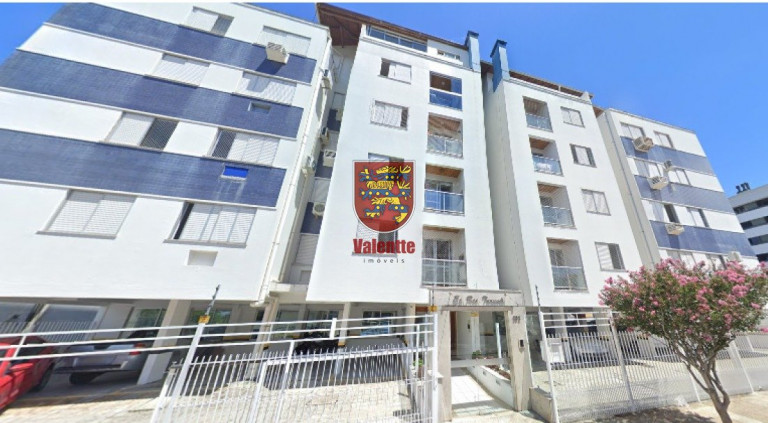 Apartamento com 2 Quartos à Venda,  em Estreito - Florianópolis