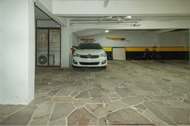 Imagem Apartamento com 2 Quartos à Venda, 68 m² em Menino Deus - Porto Alegre Imagem Apartamento com 2 Quartos à Venda, 68 m² em Menino Deus - Porto Alegre