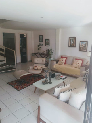 Imagem Casa com 3 Quartos à Venda, 103 m² em Praia Do Flamengo - Salvador Imagem Casa com 3 Quartos à Venda, 103 m² em Praia Do Flamengo - Salvador